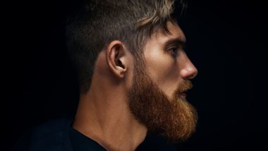 Bart und Schnurrbart Transplant